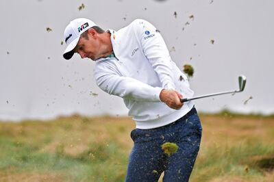 NEWTOWN SQUARE, PA - SEPTEMBER 10: Justin Rose of England plays his tee shot on the 17th hole during the weather delayed final round of the BMW Championship at Aronimink Golf Club on September 10, 2018 in Newtown Square, Pennsylvania.   Drew Hallowell/Getty Images/AFP
== FOR NEWSPAPERS, INTERNET, TELCOS & TELEVISION USE ONLY ==
