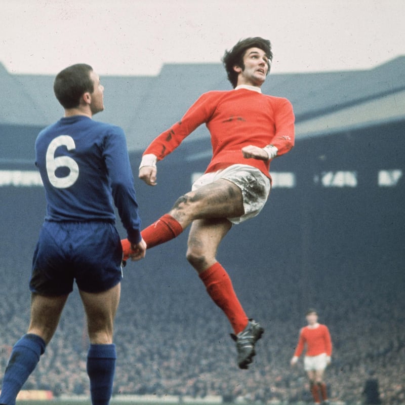 1968:  Manchester United footballer George Best jumps to head a ball watched by a Chelsea player.  (Photo by Keystone/Getty Images)