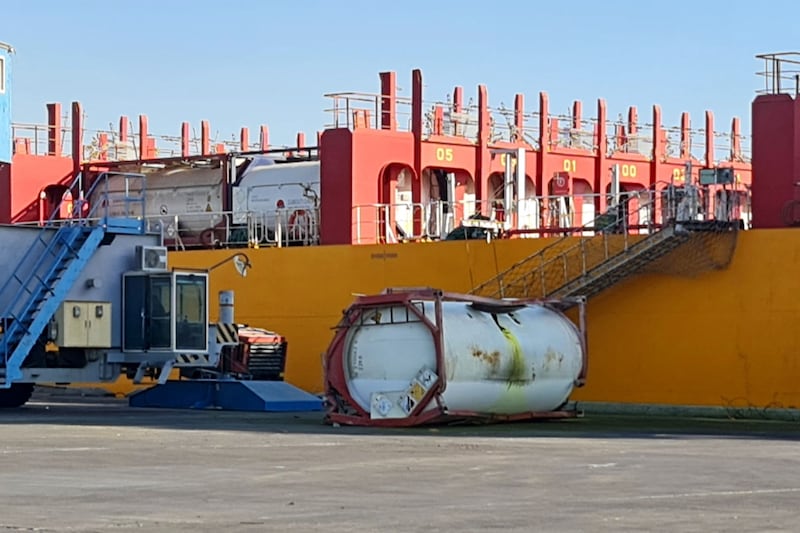 The tank that fell while being transported, causing a toxic gas leak in Jordan's Aqaba port. AFP