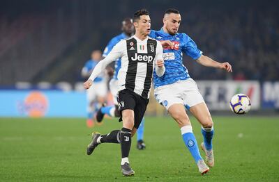 NAPLES, ITALY - MARCH 03:  Nikola Maksimovic of SSC Napoli vies Cristiano Ronaldo of Juventus during the Serie A match between SSC Napoli and Juventus at Stadio San Paolo on March 3, 2019 in Naples, Italy.  (Photo by Francesco Pecoraro/Getty Images)