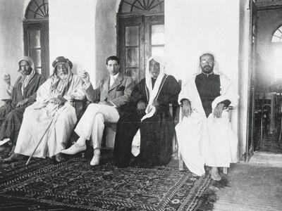 Jacques Cartier with merchants in Bahrain, 1912. Photo: Francesca Cartier Brickell