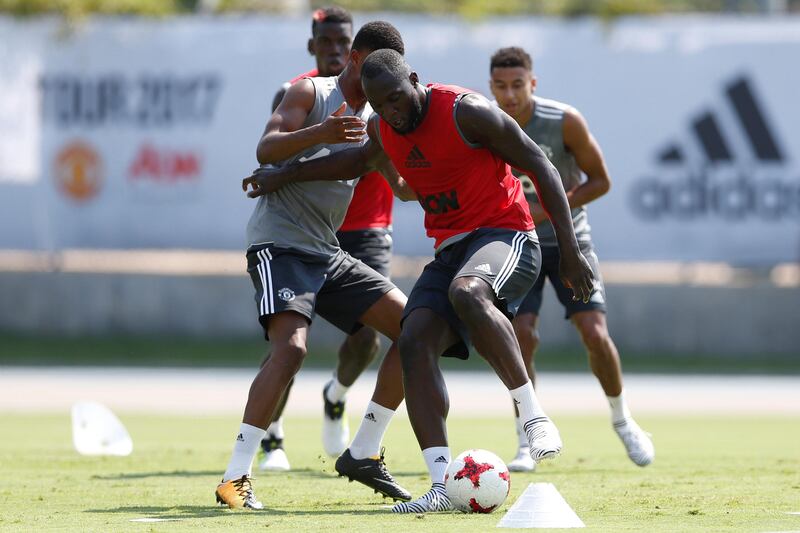 United States Football Soccer - Manchester United training - University of California Los Angeles - July 10, 2017 Manchester United's Romelu Lukaku (2nd R) trains REUTERS/Lucy Nicholson