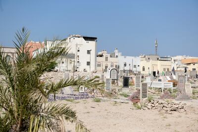 The archaeologists have engaged people in the neighbouring community because the dig site is in the middle of a Muslim burial ground in Muharraq, Bahrain. Khushnum Bhandari / The National 
