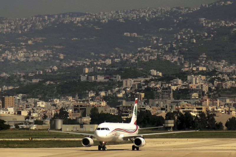 A picture taken on April 11, 2014 shows a Middle East Airlines (MEA) commercial plane preparing to take off from Beirut's Rafic Hariri International Airport. AFP PHOTO/PATRICK BAZ (Photo by PATRICK BAZ / AFP)