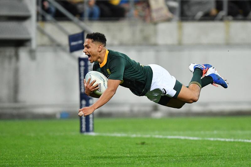 WELLINGTON, NEW ZEALAND - JULY 27: Herschel Jantjies of the Springboks scores during the 2019 Rugby Championship Test Match between New Zealand and South Africa at Westpac Stadium on July 27, 2019 in Wellington, New Zealand. (Photo by Mark Tantrum/Getty Images)