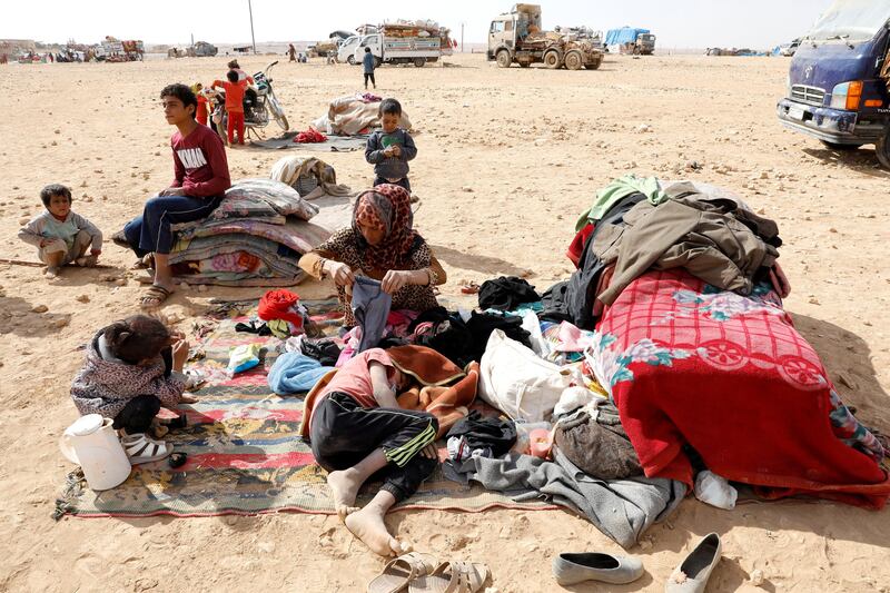 People displaced in fightings between the Syrian Democratic Forces and Islamic State militants are pictured at a refugee camp in Ain Issa, Syria October 14, 2017.      REUTERS/Erik De Castro