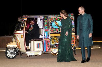 epa07922808 Britain's Catherine, Duchess of Cambridge (C) arrives by Tuk Tuk with her husband Prince William, Duke of Cambridge (R), to attend a special reception hosted by the British High Commissioner at the Pakistan National Monument in Islamabad, Pakistan, 15 October 2019. The royal couple is on an official five-day visit to Pakistan. It is the first royal visit to the country in 13 years.  EPA/CHRIS JACKSON / POOL