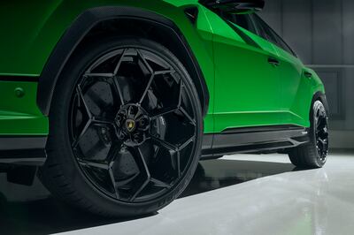 Optional Pirelli Trofeo R tyres are specially developed for the Urus Performante. Photo: Lamborghini