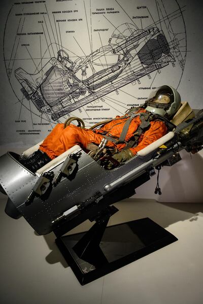 Vostok SK-1 - The Vostok VZA ejection seat and SK-1 space suit, as used in Russian spacecraft Vostoks 1-5 in 1961, are displayed in London on September 17, 2015, during a press preview for the Science Museum's latest exhibition "Cosmonaut". The exhibition charts Russia's space programme, from early theories and predictions by artists and scientists through to recent work on the International Space Station. The exhibition is due to run from September 18, 2015 to March 13, 2016.    AFP PHOTO / LEON NEAL (Photo by LEON NEAL / AFP)