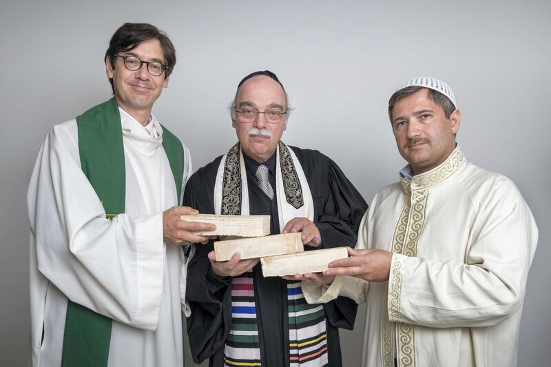 Priest Gregor Hohberg, Rabbi Andreas Nachama, and Imam Kadir Sanci. Courtesy Klemens Renner/House Of One