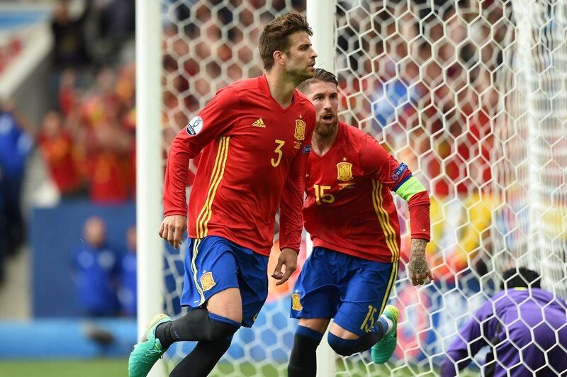 Sergio Ramos, right, has questioned the timing of Spain teammate Gerad Pique's tweet in support of a pro independence vote slated to take place in Catalonia on Sunday. Getty Images