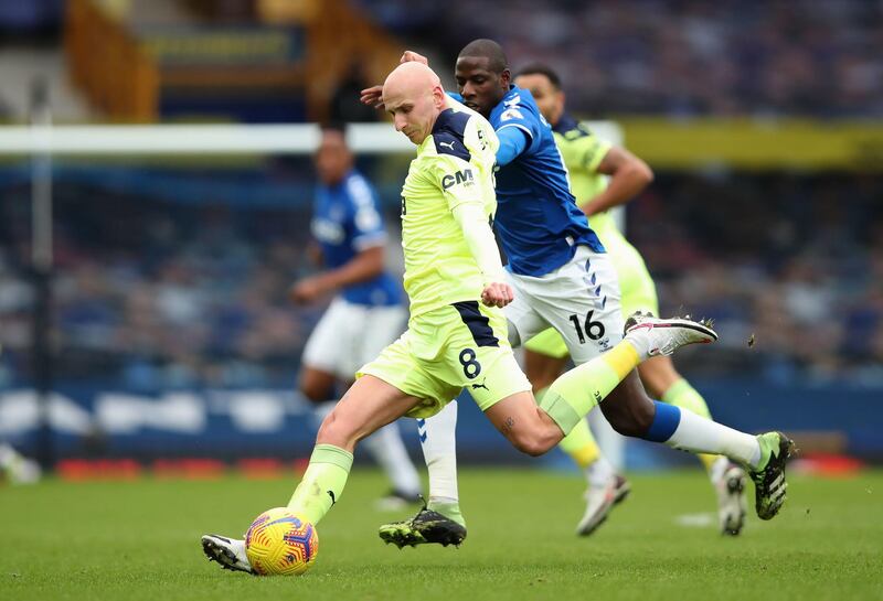 Jonjo Shelvey – 7. Got stuck in, as usual, and his passing range made Everton uneasy at times. Delivered the corner for Wilson’s first goal. PA