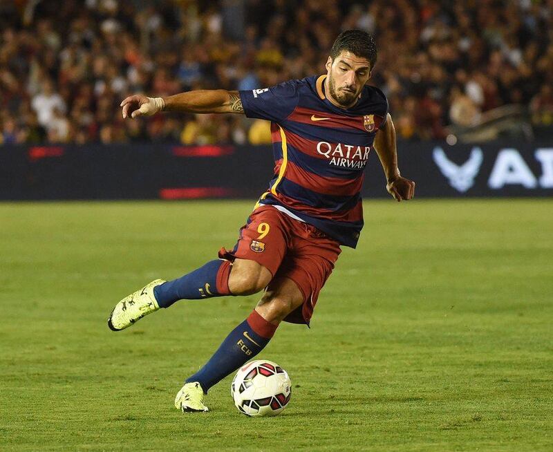 Luis Suarez of Barcelona controls the ball during his team's pre-season win over LA Galaxy on Tuesday in Southern California. Mark Ralston / AFP