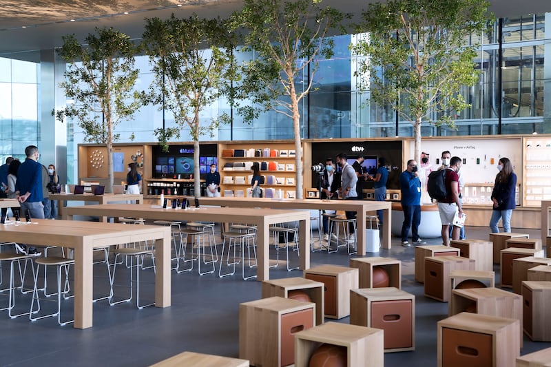 Apple’s new waterfront store at The Galleria Al Maryah Island