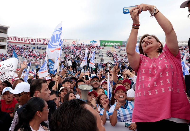 Mexican opposition presidential candidate Xochitl Galvez of the Fuerza y Corazon por Mexico – Strength and Heart for Mexico – coalition, starts her campaign in Irapuato, Guanajuato state. AFP