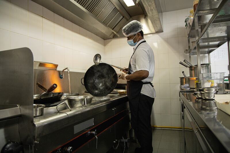 Talabat's dark kitchens allow restaurant brands to make 600 to 1,000 orders at each location .
