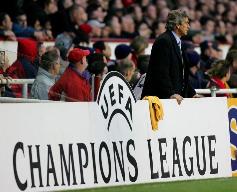 Villarreal manager Manuel Luis Pellegrini Ripamonti watches during their Champions League semi-final first leg soccer match against Arsenal at Arsenal's Highbury stadium in London, Wednesday April 19, 2006.    (AP Photo/Tom Hevezi)