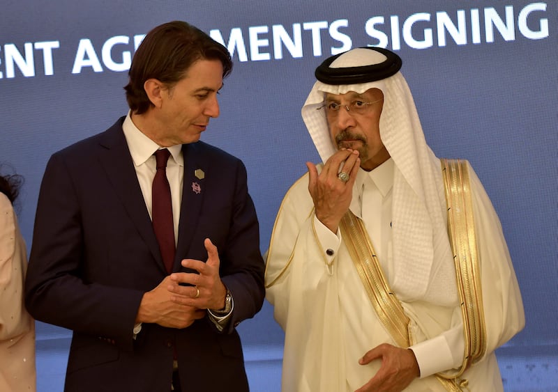 Amos Hochstein, US senior adviser for energy security, with Saudi Arabia's Investment Minister Khalid Al Falih during an investment agreement signing ceremony in Jeddah on Friday. AFP