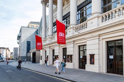 2BPNGH2 The Royal Opera House on Bow Street in Covent Garden, closed  during the coronavirus pandemic lockdown, London, UK