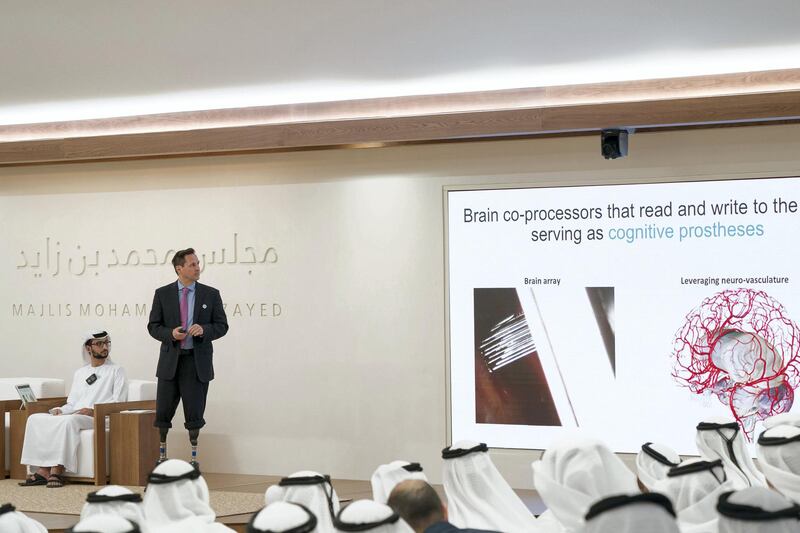 ABU DHABI, UNITED ARAB EMIRATES - May 28, 2018: Professor Hugh Herr (2nd L) delivers a lecture titled ‘The New Era of Extreme Bionics’, at Majlis Mohamed bin Zayed.
 ( Mohamed Al Hammadi / Crown Prince Court - Abu Dhabi )
---