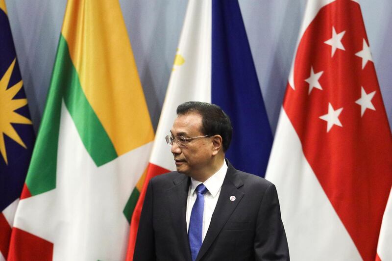 Chinese Premier Li Keqiang attends the ASEAN Plus Three (APT) Summit in Singapore, November 15, 2018. REUTERS/Athit Perawongmetha