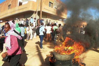 Sudanese demonstrators burn tyres at an anti-government protests in Omdurman, Khartoum, Sudan January 20, 2019. Reuters