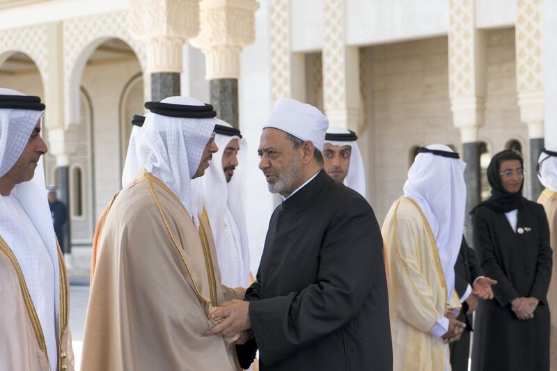 ABU DHABI, UNITED ARAB EMIRATES - February 05, 2019: Day three of the UAE Papal visit - HH Sheikh Mansour bin Zayed Al Nahyan, UAE Deputy Prime Minister and Minister of Presidential Affairs (2nd L), bids farewell to His Eminence Dr Ahmad Al Tayyeb, Grand Imam of the Al Azhar Al Sharif (R), at the Presidential Airport. 


( Rashed Al Mansoori / Ministry of Presidential Affairs )
---