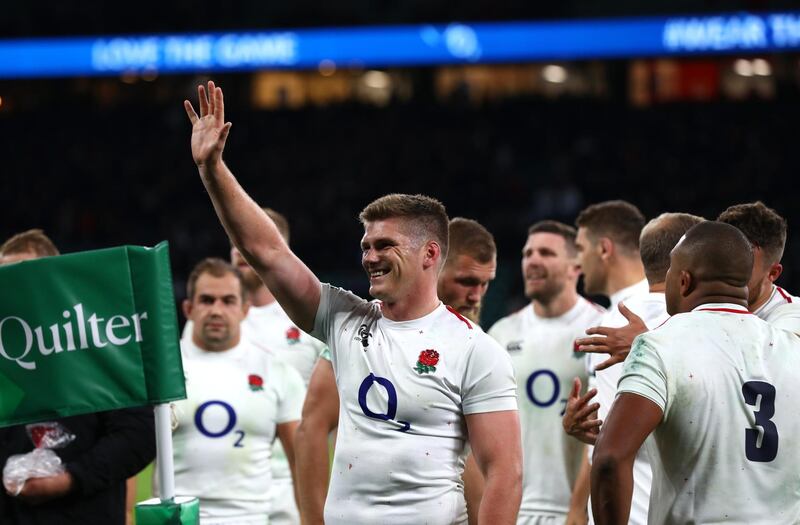 LONDON, ENGLAND - NOVEMBER 03:  Owen Farrell of England shows appreciation to the fans following victory in the Quilter International match between England and South Africa at Twickenham Stadium on November 3, 2018 in London, United Kingdom.  (Photo by Clive Rose/Getty Images)