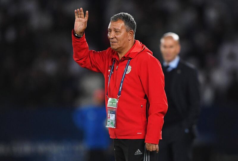 epa06388031 Al Jazira's Dutch head coach Henk ten Cate reacts during the FIFA Club World Cup semi final soccer match between Al Jazira Club and Real Madrid in Abu Dhabi, United Arab Emirates, 13 December 2017. Real Madrid won 2-1.  EPA/MARTIN DOKOUPIL