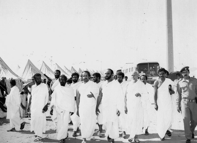 Sheikh Zayed in Hajj, in 3/ 11/ 1979.
Courtsey of Al-Ittihad

