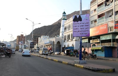 A picture taken on May 3, 2016 shows a general view of the streets with banners hung by Al-Qaeda militants announcing Islamists' orders of streets, in the Yemeni port of Mukalla, in the Hadramawt province, 480 km (300 mi) east of Aden. - Residents of Yemen's Mukalla have breathed a sigh of relief after government forces drove out Al-Qaeda militants who ruled the southeastern key city with an iron fist. Banners announcing Islamists' orders remain in place in the port city that has a population of 200,000 people and is capital of the vast desert province of Hadramawt. But jihadists have vanished since April 24 after forces loyal to President Abedrabbo Mansour Hadi, backed by special Emirati and Saudi forces, stormed the city. (Photo by STRINGER / AFP)