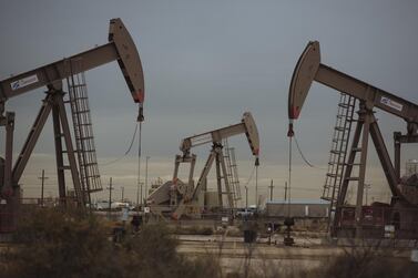 Pump Jacks extract crude oil from oil wells in Texas. Which side will win the oil price battle depends on further developments in the trade negotiations between the US and China.  Photo: Bloomberg