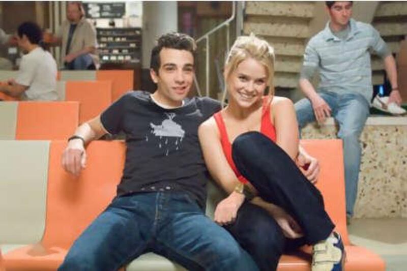 Jay Baruchel and Alice Eve in She's Out of My League