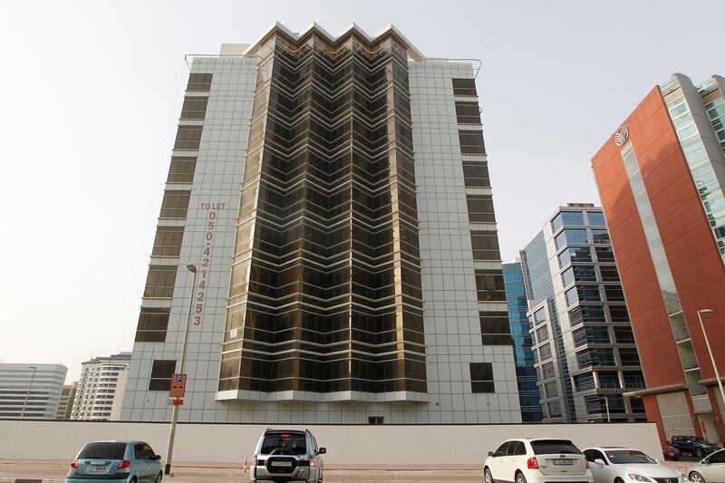 Dubai, United Arab Emirates - July 23, 2015.  Al Awar building an apartment which is run by Rocky Real Estate, located in Port Saeed.  ( Jeffrey E Biteng / The National )  Editor's Note; For stocks.  The agent didn't answer my calls. *** Local Caption ***  JB230715-Deira04.jpg