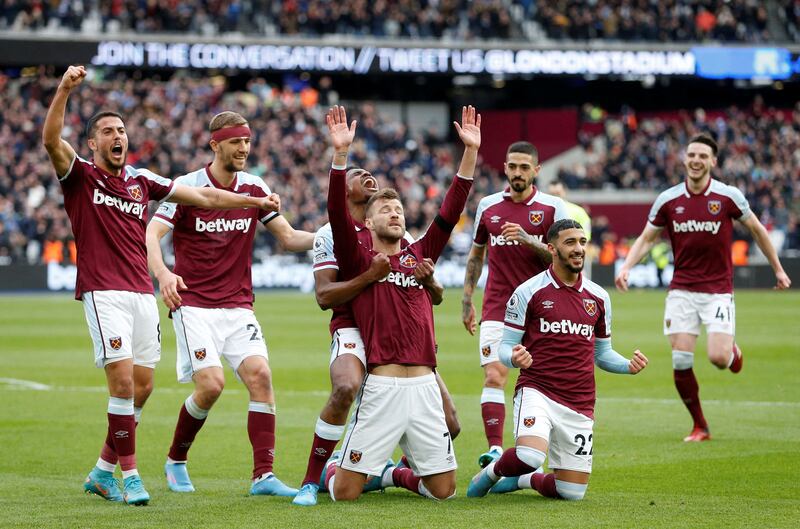 West Ham's Andriy Yarmolenko celebrates scoring their first goal against Aston Villa with his teammates. Action Images