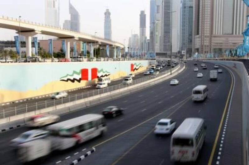 DUBAI. 24th June. 2009 . Speeding traffic, Sheikh Zayed Road, Dubai.  Stephen Lock  /  The National . MOTORING STOCK. *** Local Caption ***  SL-dubai-006.jpgSL-dubai-006.jpg