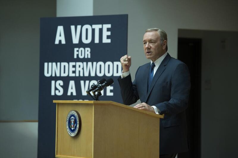 In a speech on House of Cards, the American president, played by Kevin Spacey, says “Entitlements have crippled the country. Let me be clear, you are entitled to nothing; you build your future, it isn’t handed to you”. David Giesbrecht / Netflix