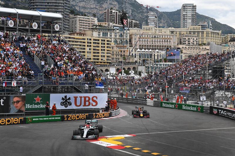 MONTE-CARLO, MONACO - MAY 26: Lewis Hamilton of Great Britain driving the (44) Mercedes AMG Petronas F1 Team Mercedes W10 leads Max Verstappen of the Netherlands driving the (33) Aston Martin Red Bull Racing RB15 on track during the F1 Grand Prix of Monaco at Circuit de Monaco on May 26, 2019 in Monte-Carlo, Monaco. (Photo by Michael Regan/Getty Images)