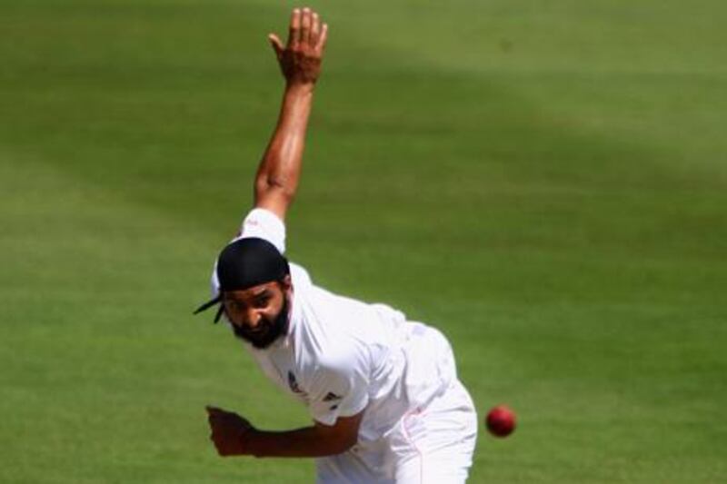 BIRMINGHAM, ENGLAND - JULY 02:  Monty Panesar bowls during Day Two of the match betwen Warwickshire and an England XI at Edgbaston on July 2, 2009 in Birmingham, England.  (Photo by Julian Herbert/Getty Images)
