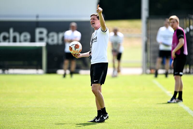 Oliver Glasner, manager of Eintracht Frankfurt, gives instructions to his players during training. Getty