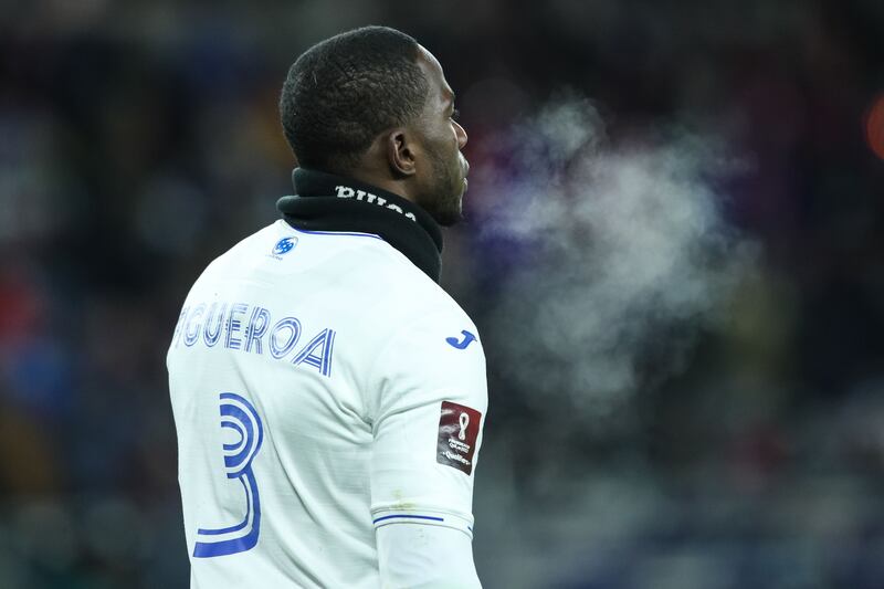 ST.  PAUL, MN - FEBRUARY 02: Maynor Figueroa #3 of Honduras looks on against the United States in the second half of a World Cup Qualifying game at Allianz Field on February 2, 2022 in St.  Paul, Minnesota.  The United States defeated Honduras 3-0.    David Berding / Getty Images / AFP

