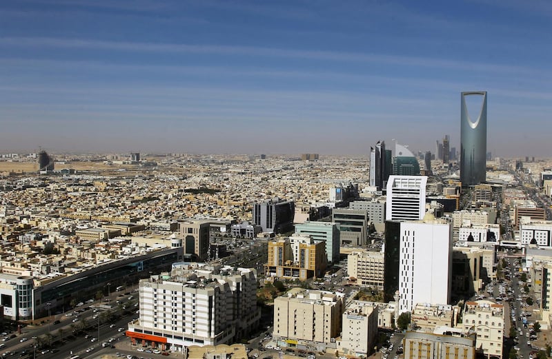 A view shows buildings and the Kingdom Centre Tower in Riyadh, Saudi Arabia, January 1, 2017. REUTERS/Faisal Al Nasser - RC1D15136E90