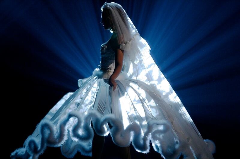 Beyonce performs at the BET Awards '09 in Los Angeles June 28, 2009. Reuters