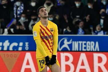 Barcelona's Ferran Torres reacts during the La Liga soccer match between Deportivo Alaves and FC Barcelona at the Medizorrosa stadium in Vitoria, Spain, Sunday, Jan.  23, 2022.  (AP Photo / Alvaro Barrientos)