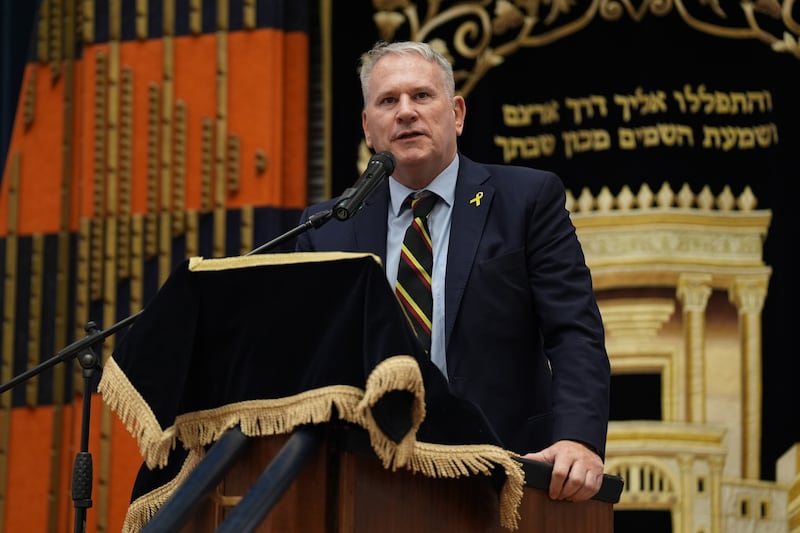 Col Richard Kemp, former commander of UK forces in Afghanistan, speaks at St John's Wood United Synagogue in London. PA