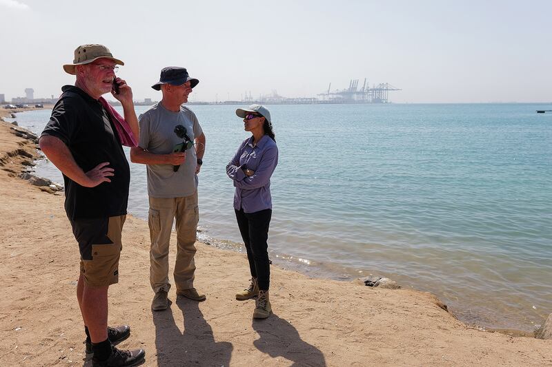 The Heart of Arabia expedition team made it to the Red Sea in Jeddah by their January 30 deadline