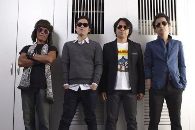 Eraserheads: Marcus Adoro, Raimund Marasigan, Buddy Zabala and Ely Buendia. Photo by G-nie Arambulo