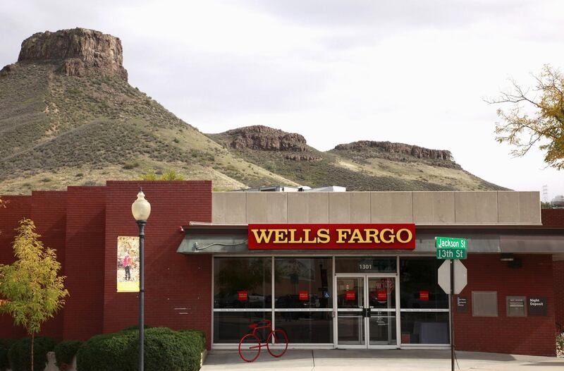 FILE PHOTO: The Wells Fargo bank branch is seen in Golden, Colorado, in an October 11, 2013 file photo.     REUTERS/Rick Wilking/File Photo