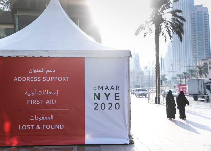 DUBAI, UNITED ARAB EMIRATES. 30 DECEMBER 2019. 
Downtown Dubai gears up for New Year’s Eve.

(Photo: Reem Mohammed/The National)

Reporter:
Section: