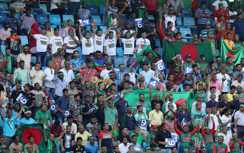 DUBAI , UNITED ARAB EMIRATES, September 28 , 2018 :- Supporters of Bangladesh arriving to watch the final of Unimoni Asia Cup UAE 2018 cricket match between Bangladesh vs India held at Dubai International Cricket Stadium in Dubai. ( Pawan Singh / The National )  For News/Sports/Instagram/Big Picture. Story by Paul
